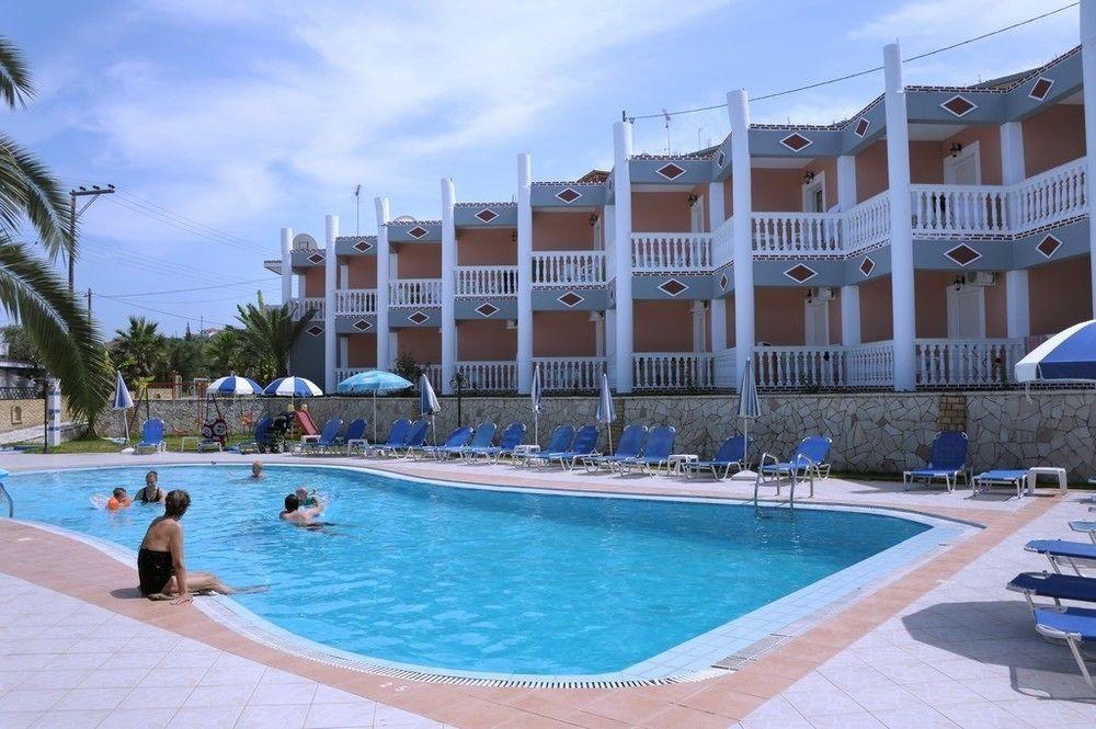 Callinica Hotel Planos Exterior foto